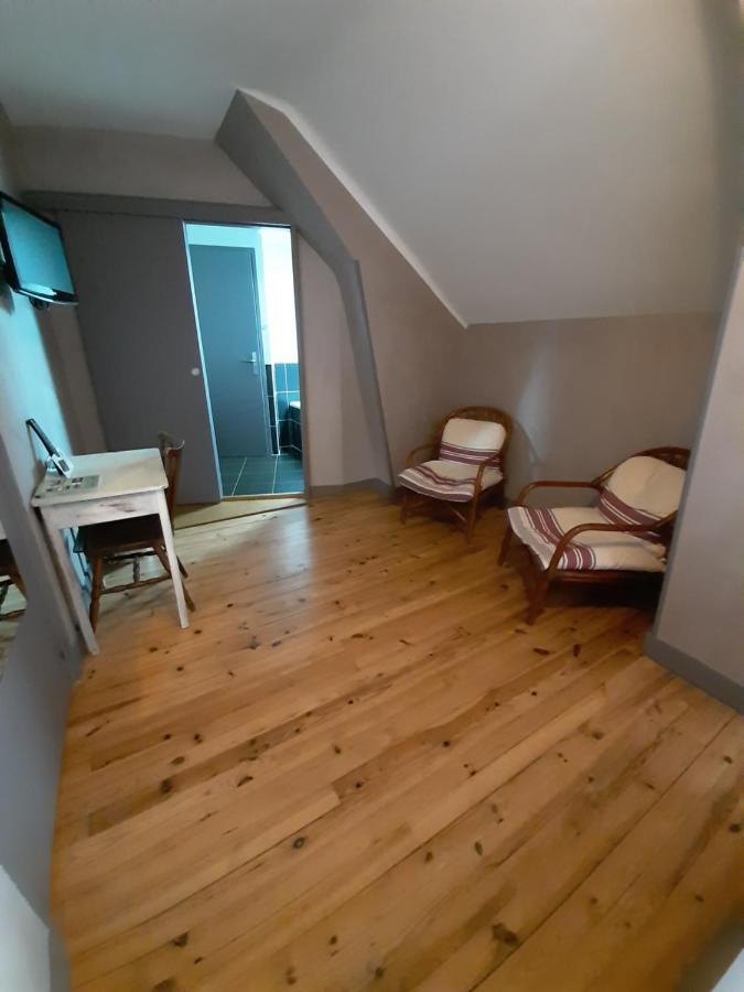 Logis Hotel Restaurant L'Auberge Du Chateau Muret-le-Château Kültér fotó
